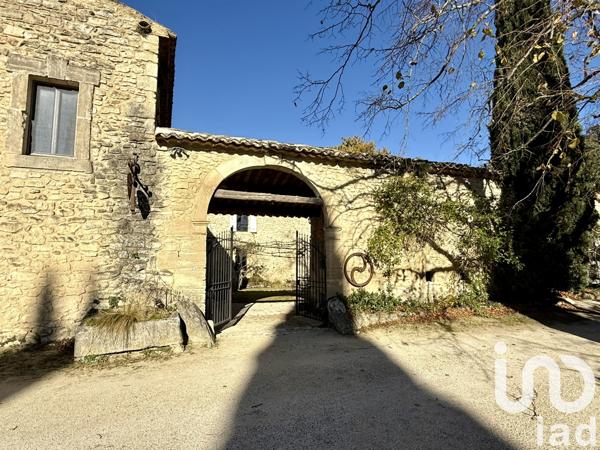 Maison à vendre 15 pièces 387 m² Grignan
