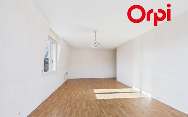 Appartement à vendre    3 pièces • 74,54 m2 Bernay