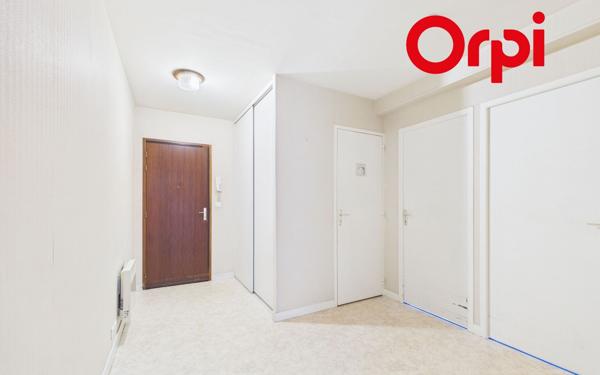 Appartement à vendre    3 pièces • 74,54 m2 Bernay