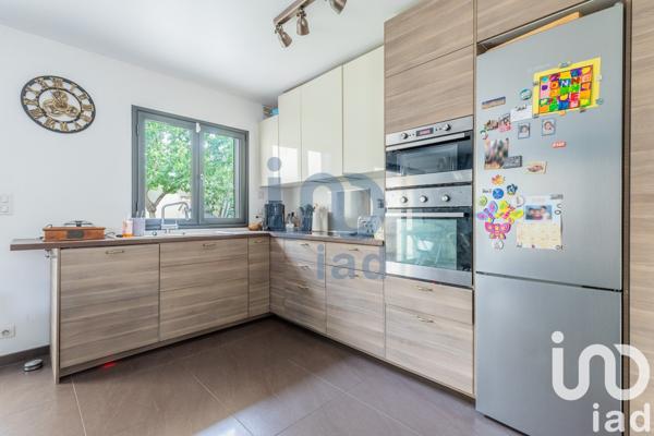 Appartement 4 pièces de 80 m² à Villejuif (94800)