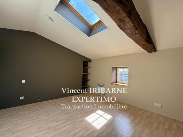 Saintes (17100) Maison Type Charentaise, Garage, Grange et Jardin