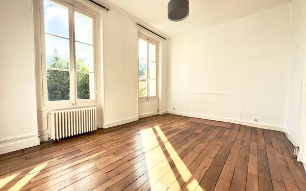 Appartement à vendre    2 pièces • 62,57 m2 Poitiers