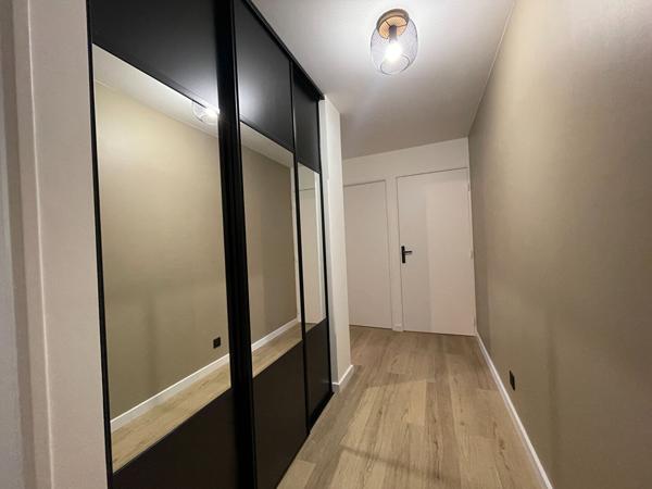 Appartement à vendre à Vannes T3 TOHANNIC 63 m² parking balcon 1er étage