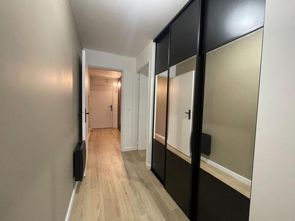 Appartement à vendre à Vannes T3 TOHANNIC 63 m² parking balcon 1er étage