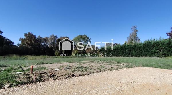Très grand terrain viabilisé à Castelsarrasin