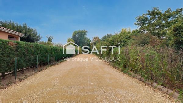 Très grand terrain viabilisé à Castelsarrasin