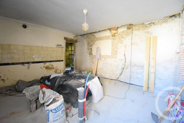 Maison à vendre  3 pièces - 136,50 m2 CREUZIER LE NEUF - 03