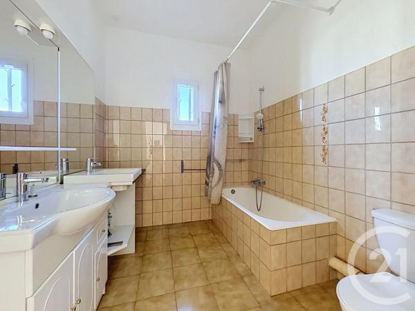 Maison à vendre  4 pièces - 91 m 2   MOUGINS  - 06