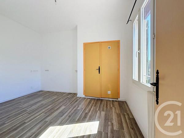 Maison à vendre  4 pièces - 91 m 2   MOUGINS  - 06