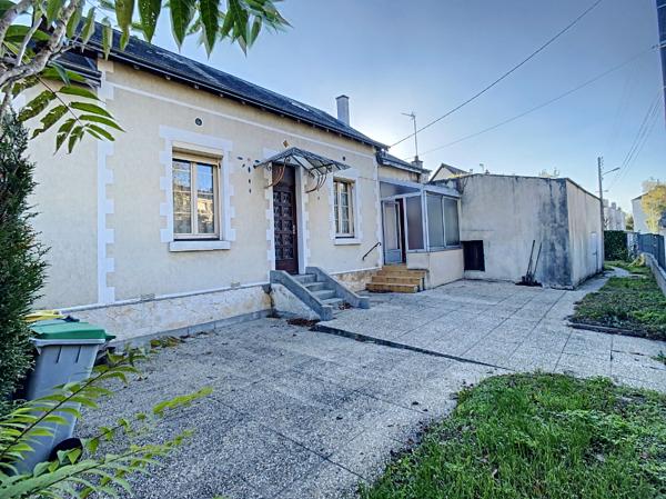 AMBOISE Maison de plain pied 77m² commerces à pieds
