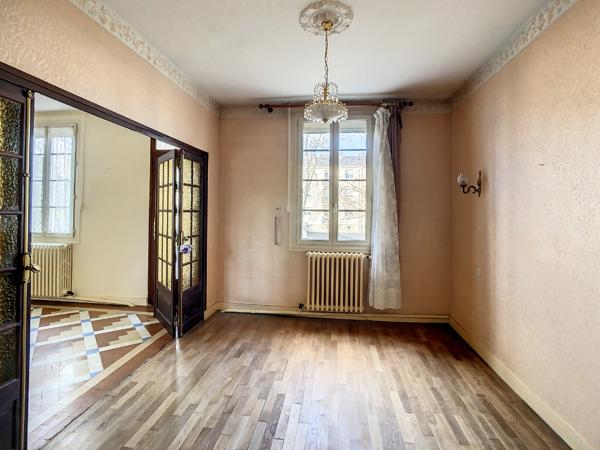 AMBOISE Maison de plain pied 77m² commerces à pieds