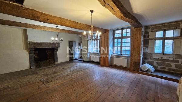 LANDERNEAU en centre ville - Immeuble de 10 pièces de 215.37 m²