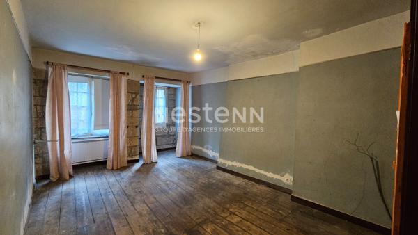 LANDERNEAU en centre ville - Immeuble de 10 pièces de 215.37 m²