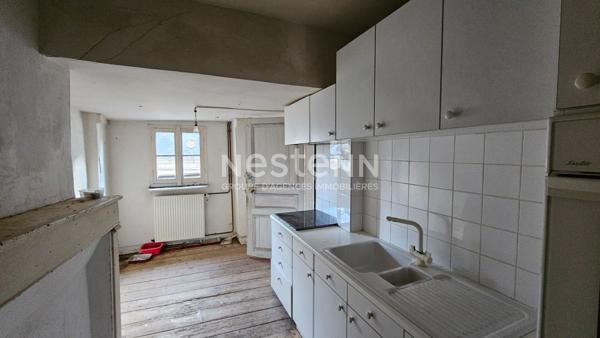 LANDERNEAU en centre ville - Immeuble de 10 pièces de 215.37 m²