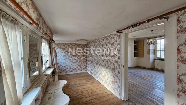 LANDERNEAU en centre ville - Immeuble de 10 pièces de 215.37 m²