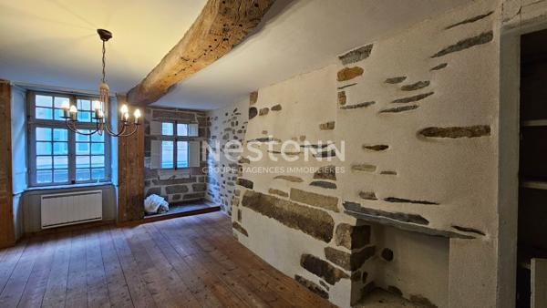 LANDERNEAU en centre ville - Immeuble de 10 pièces de 215.37 m²