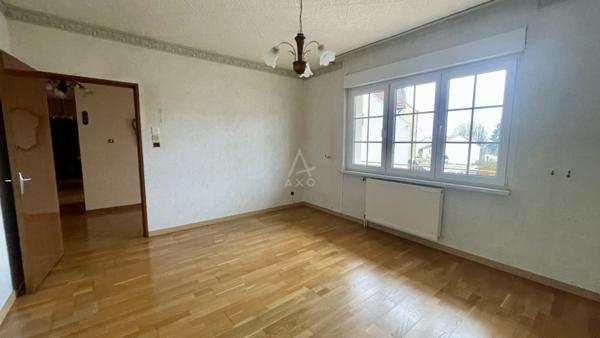 EXCLUSIVITÉ / MAISON INDIVIDUELLE / 150 M2 / 3 CHAMBRES / BUREAUX / SOUS-SOL / 13 ARES DE TERRAIN