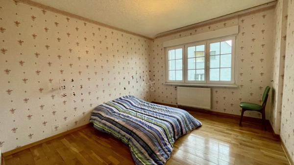 EXCLUSIVITÉ / MAISON INDIVIDUELLE / 150 M2 / 3 CHAMBRES / BUREAUX / SOUS-SOL / 13 ARES DE TERRAIN