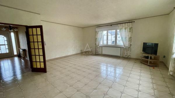 EXCLUSIVITÉ / MAISON INDIVIDUELLE / 150 M2 / 3 CHAMBRES / BUREAUX / SOUS-SOL / 13 ARES DE TERRAIN