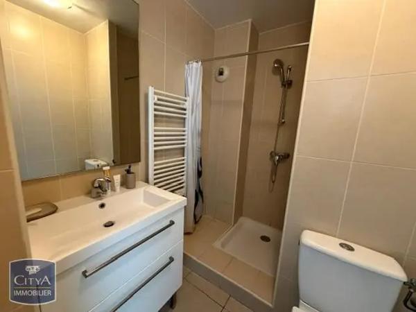 Appartement à louer 2 pièces 33m² Nice (06000)