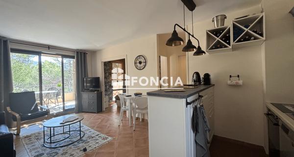 À vendre Appartement 2 pièces 38 m² - Saumane-de-vaucluse 84800