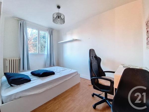 Appartement à vendre  2 pièces - 56,81 m2 LA ROCHETTE - 77