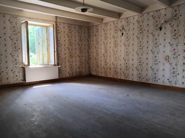 Maison à rénover à Parnoy en Bassigny - 3 pièces, 91 m² sur 1090 m² de terrain