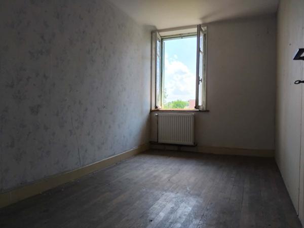 Maison à rénover à Parnoy en Bassigny - 3 pièces, 91 m² sur 1090 m² de terrain