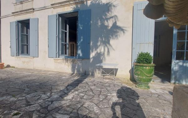 Appartement à vendre    3 pièces • 134 m2 La Rochelle