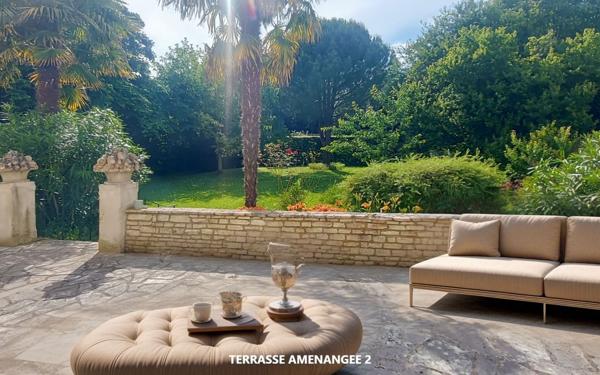 Appartement à vendre    3 pièces • 134 m2 La Rochelle