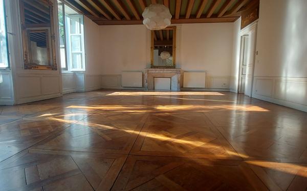 Appartement à vendre    3 pièces • 134 m2 La Rochelle