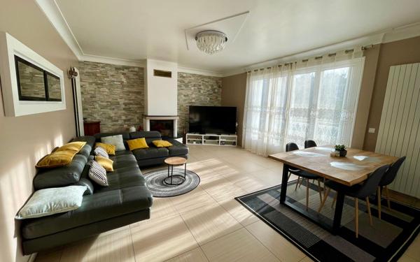 Maison à vendre    6 pièces • 186 m2 Créteil