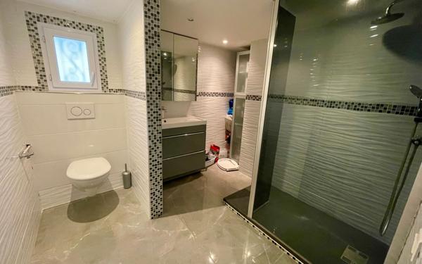 Maison à vendre    6 pièces • 186 m2 Créteil