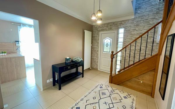 Maison à vendre    6 pièces • 186 m2 Créteil