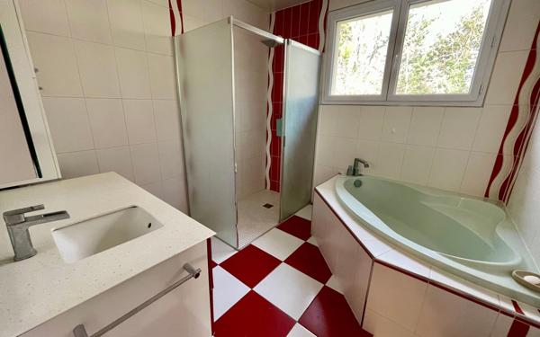 Maison à vendre    6 pièces • 186 m2 Créteil