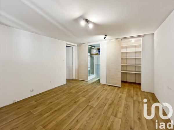 Maison traditionnelle 5 pièces de 150 m² à Bagnols-sur-Cèze (30200)