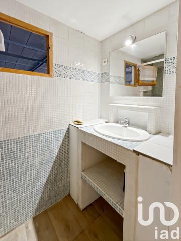 Maison traditionnelle 5 pièces de 150 m² à Bagnols-sur-Cèze (30200)