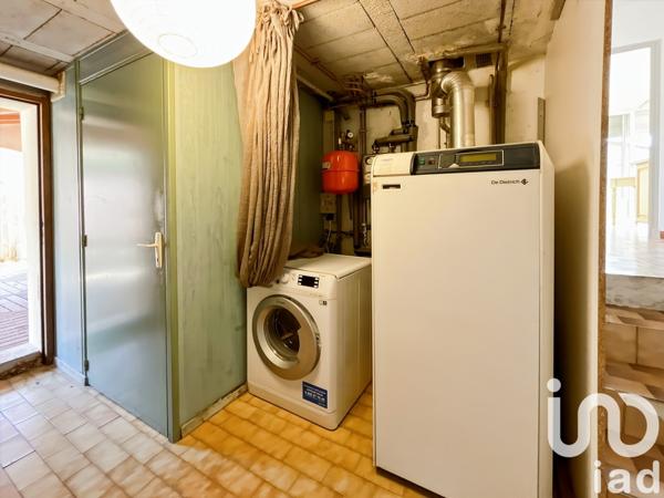 Maison traditionnelle 5 pièces de 150 m² à Bagnols-sur-Cèze (30200)