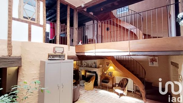 Maison à vendre 9 pièces 188 m² Châteauroux