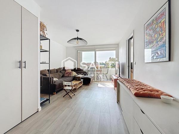 F3 au calme dernier étage vue mer