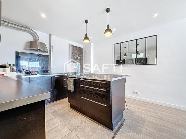 F3 au calme dernier étage vue mer