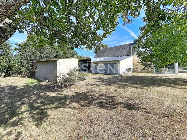 EXCLUSIVITÉ - Maison à vendre entre bourg et campagne de Surzur