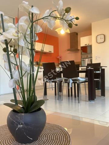 Appartement 82 m² en rez-de-jardin avec terrasse - Résidence récente - Bien rare à Chalon-sur-Saône