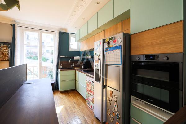 Appartement Paris 4 pièce(s) 81 m2