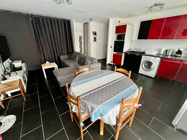 Appartement Cergy 2 pièce(s) 46.40 m2 €155 000 ** - Référence 2156