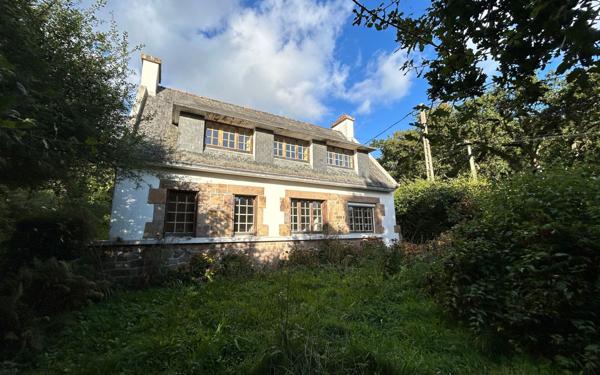 Maison à vendre    6 pièces •  Perros-Guirec