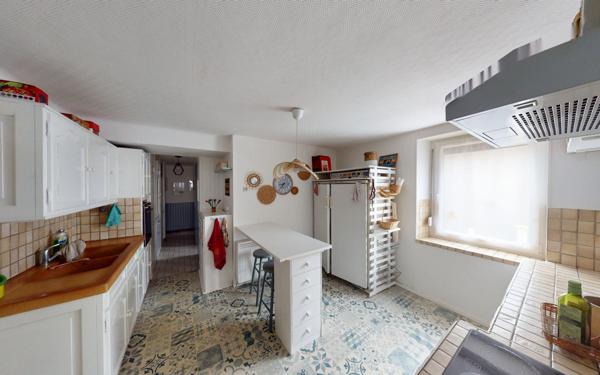 Maison à vendre    8 pièces • 201 m2 Essert