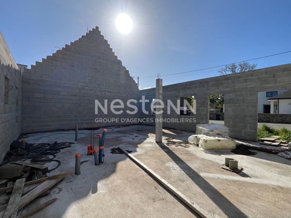 Maison en cours de construction, sur un terrain de 400 m2 à Malansac