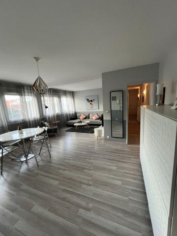 Bel Appartement Toulouse Métro Claude Nougaro Minimes 3 pièce(s) 71 m2 avec cave et parking.