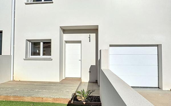 Maison à louer    4 pièces •  Thuir